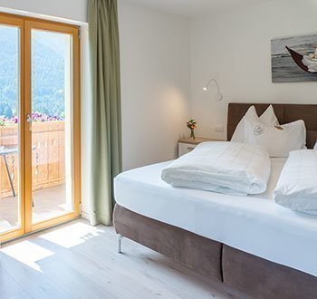 Residence Töglhof - Ferienwohnungen und Zimmer in Villnöss – Südtirol