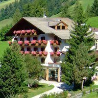 Tyrol Hotel